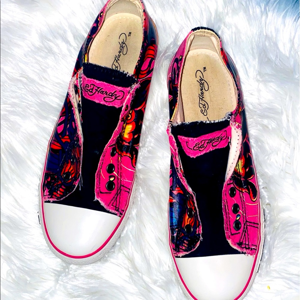 Ed Hardy woman’s no lace sneakers